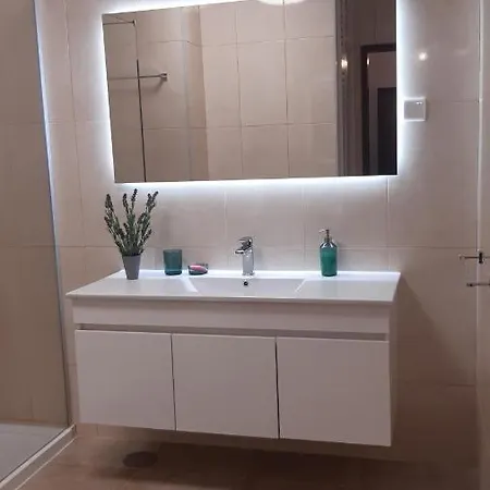 Joanita Holidays Appartement *