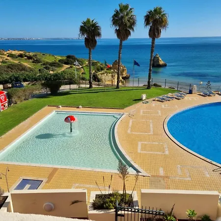 아파트 Joanita Holidays *